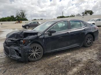  Salvage Toyota Camry