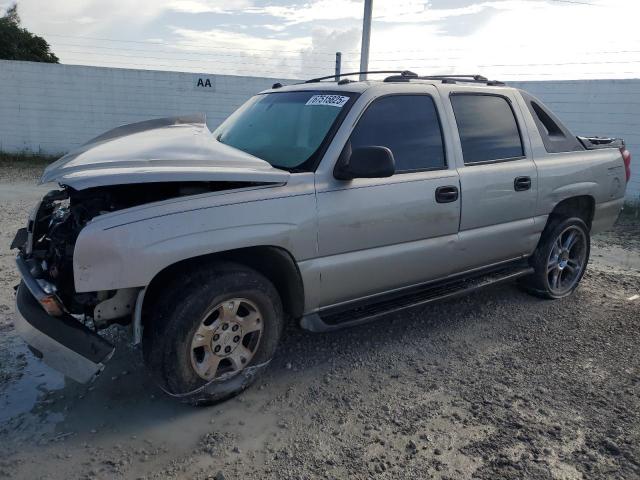  Salvage Chevrolet Avalanche