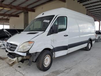  Salvage Mercedes-Benz Sprinter