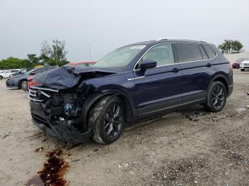 Salvage Volkswagen Tiguan