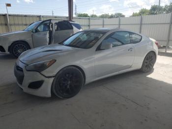  Salvage Hyundai Genesis