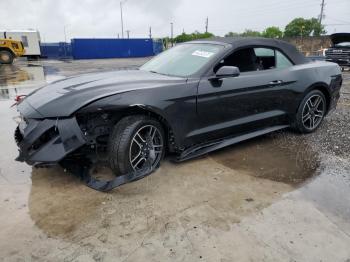  Salvage Ford Mustang