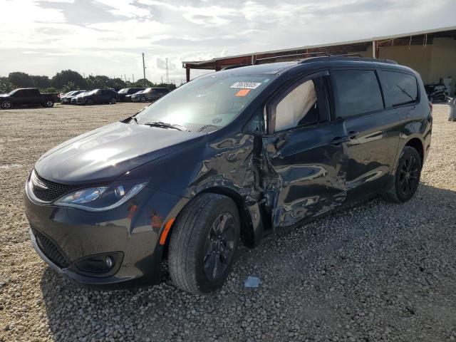  Salvage Chrysler Pacifica