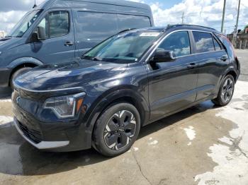  Salvage Kia Niro