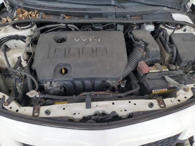 Toyota Corolla Base Image 11