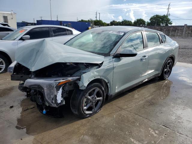  Salvage Kia K4 Lx