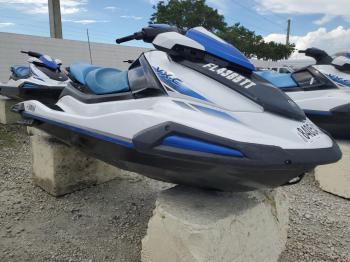  Salvage Yamaha Jetski