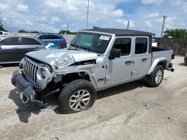  Salvage Jeep Gladiator