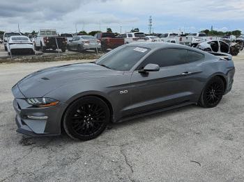  Salvage Ford Mustang