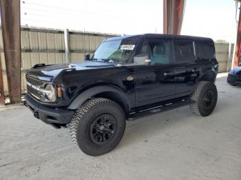  Salvage Ford Bronco