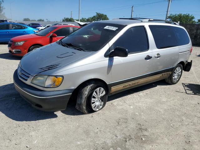  Salvage Toyota Sienna