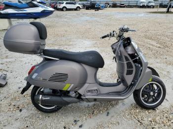  Salvage Vespa Gts Sei Gi