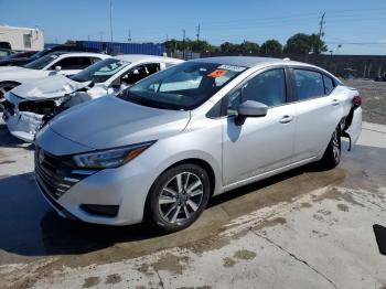  Salvage Nissan Versa