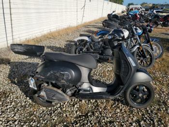  Salvage Vespa Gts300