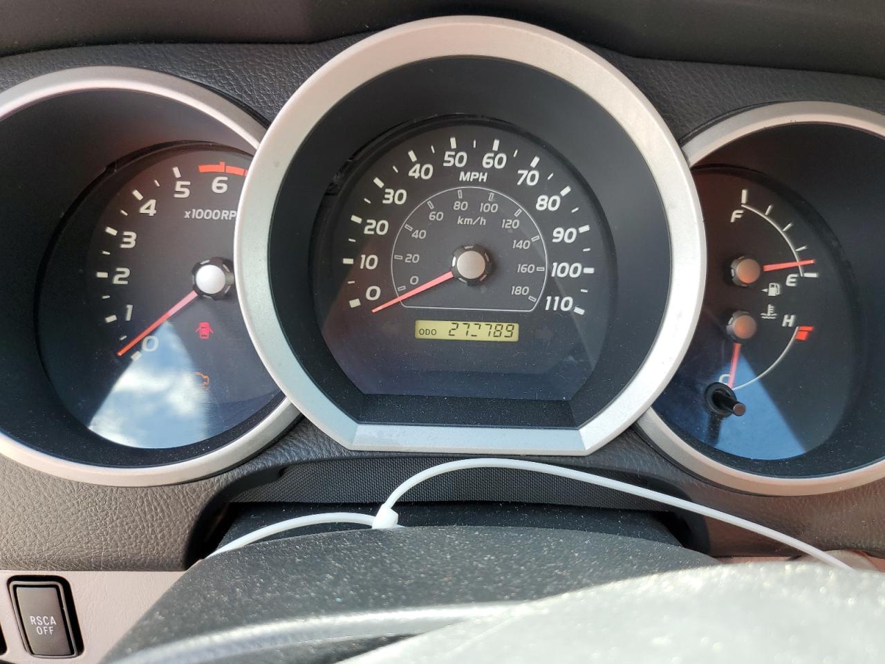 Toyota 4Runner Sr5 Image 8