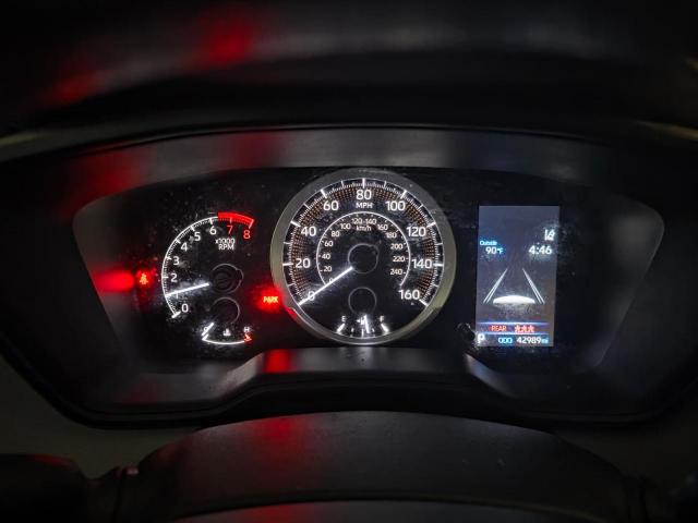 Toyota Corolla Le Image 11