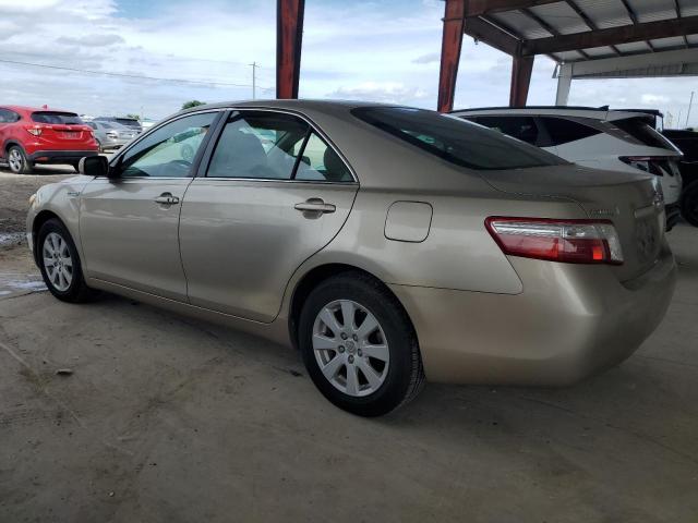 Toyota Camry Hybrid Image 2
