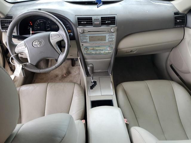 Toyota Camry Hybrid Image 3