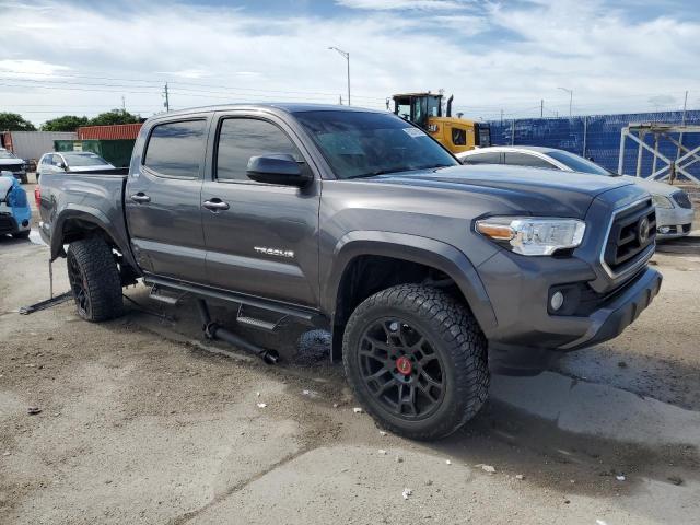 Toyota Tacoma Double Cab Image 5