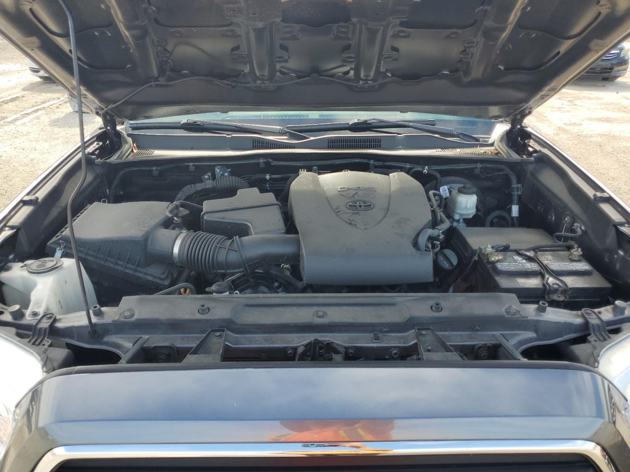 Toyota Tacoma Double Cab Image 11