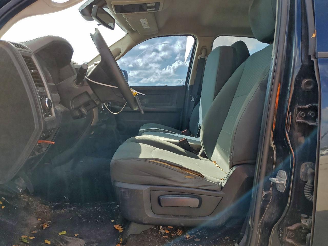 Ram 1500 St Image 12