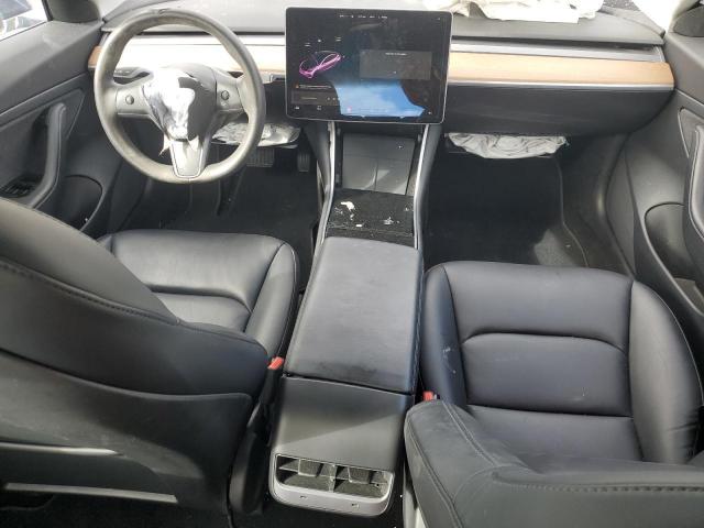 Tesla Model 3 Image 8