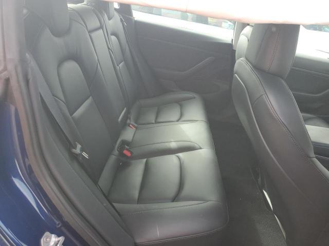 Tesla Model 3 Image 12