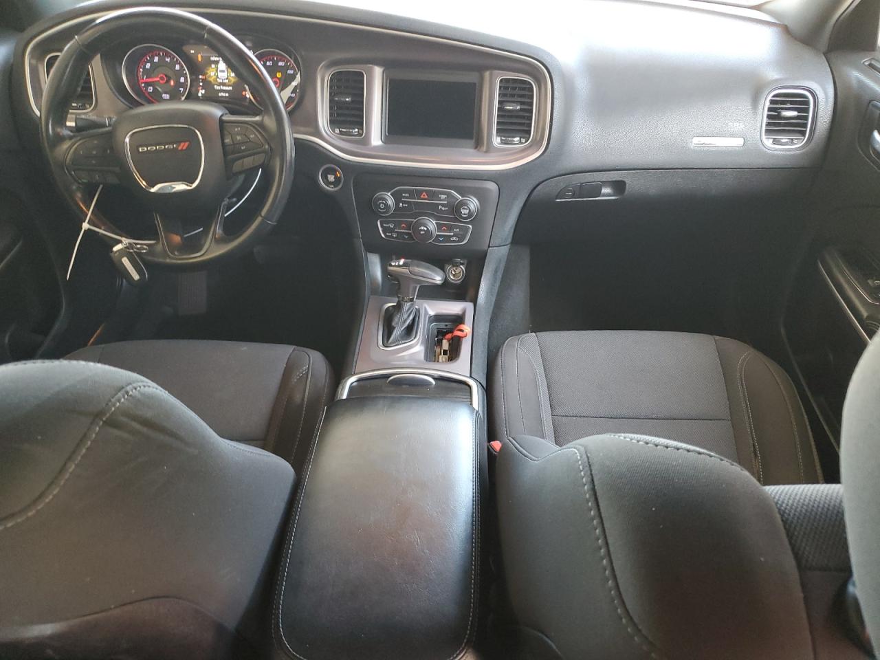 Dodge Charger Sxt Image 8