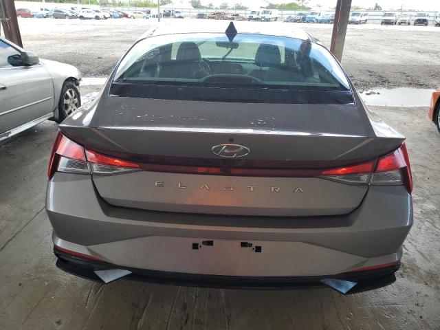 Hyundai ELANTRA Sel Image 12