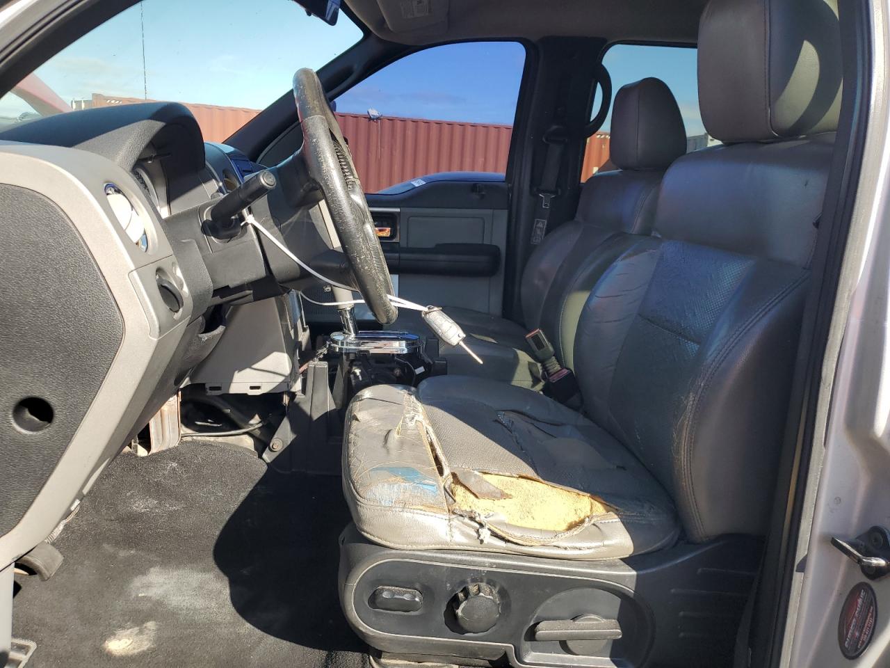 Ford F-150 Supercrew Image 10