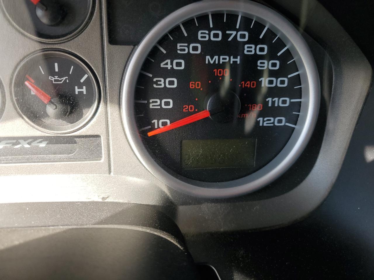 Ford F-150 Supercrew Image 8