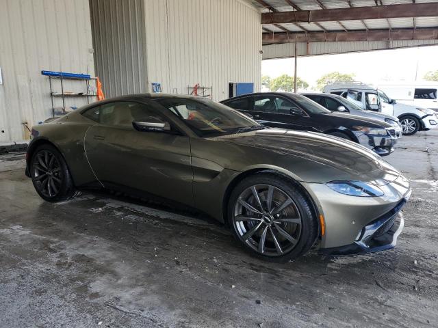 Aston Martin Vantage Image 4