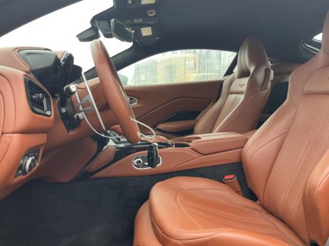 Aston Martin Vantage Image 10