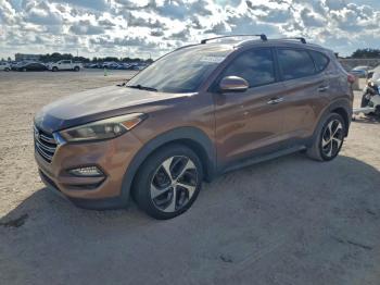  Salvage Hyundai TUCSON