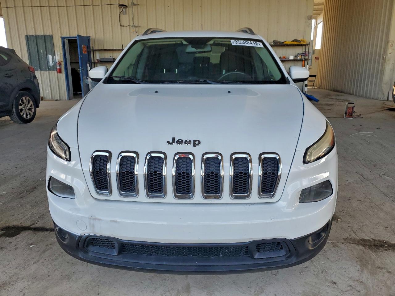 Jeep Grand Cherokee Latitude Image 6