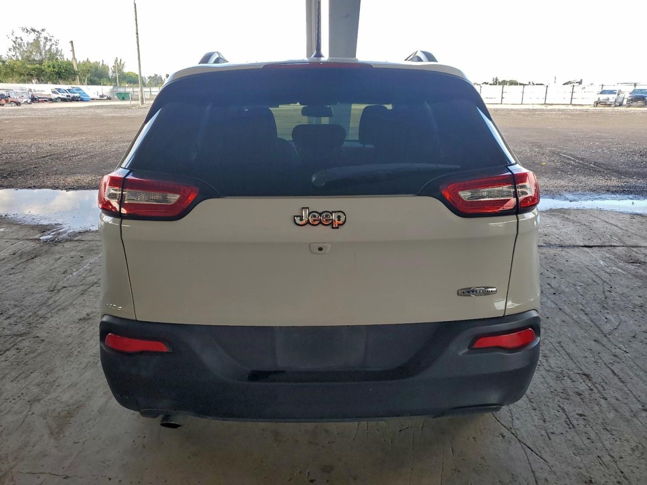 Jeep Grand Cherokee Latitude Image 10