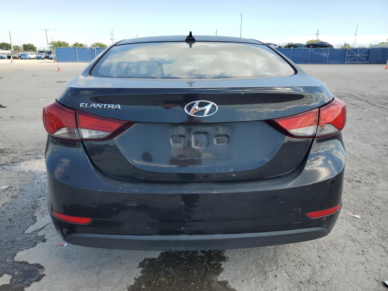 Hyundai ELANTRA Se Image 3