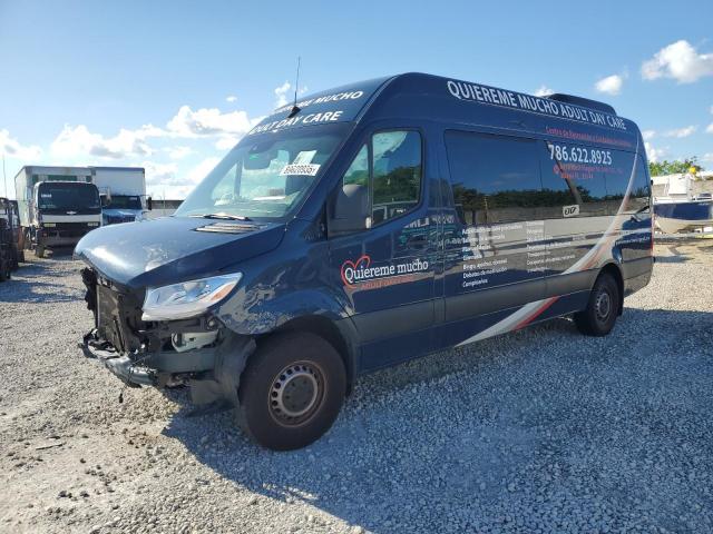  Salvage Mercedes-Benz Sprinter