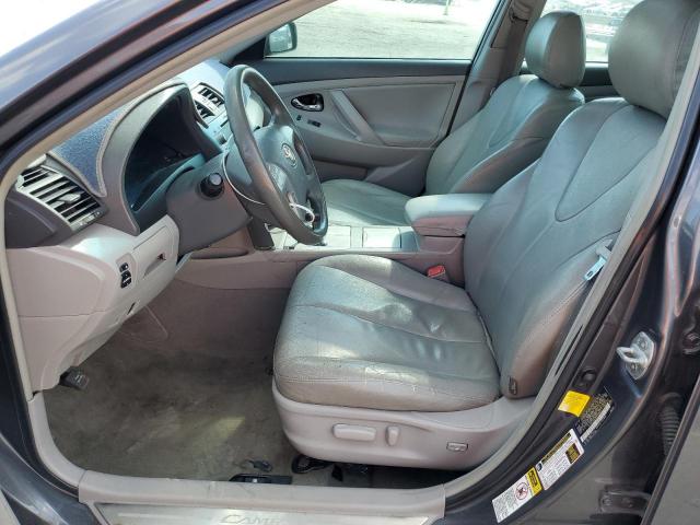 Toyota Camry Base Image 8