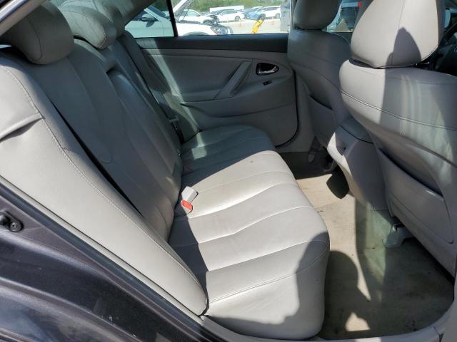 Toyota Camry Base Image 11