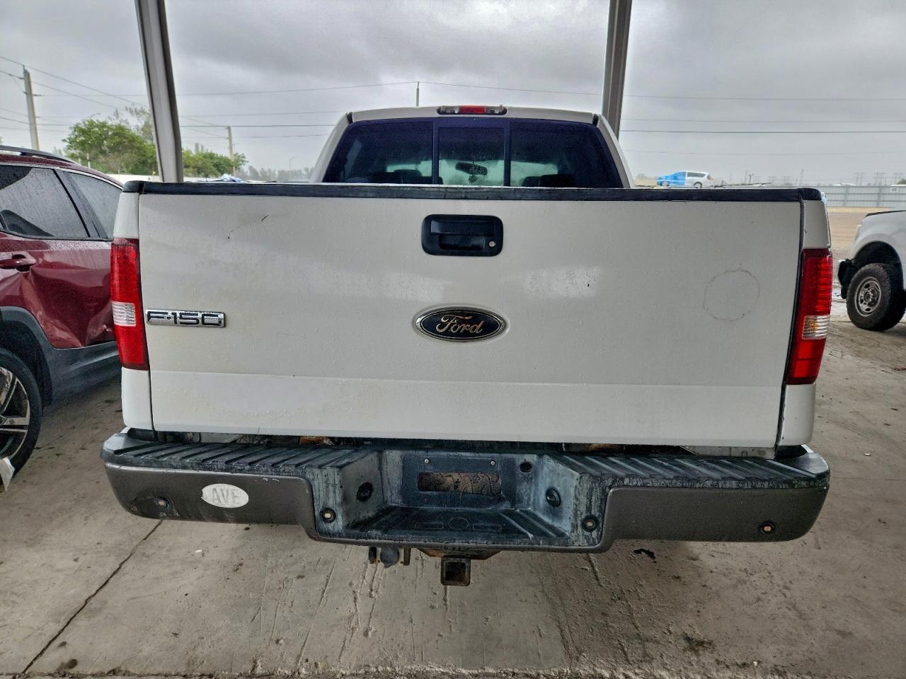 Ford F-150 Supercrew Image 11