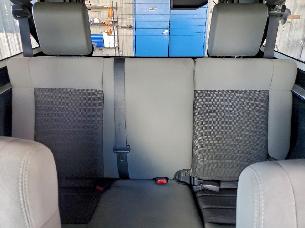 Jeep Wrangler Sport Image 7