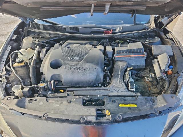 Nissan Maxima 3.5s Image 10