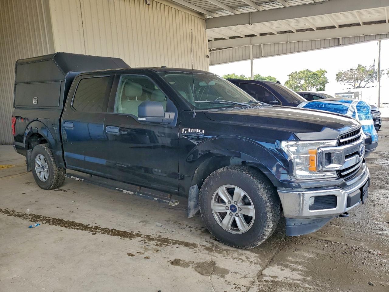 Ford F-150 Supercrew Image 4