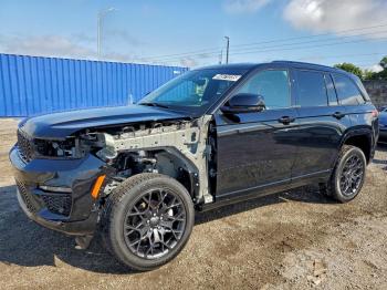  Salvage Jeep Grand Cherokee