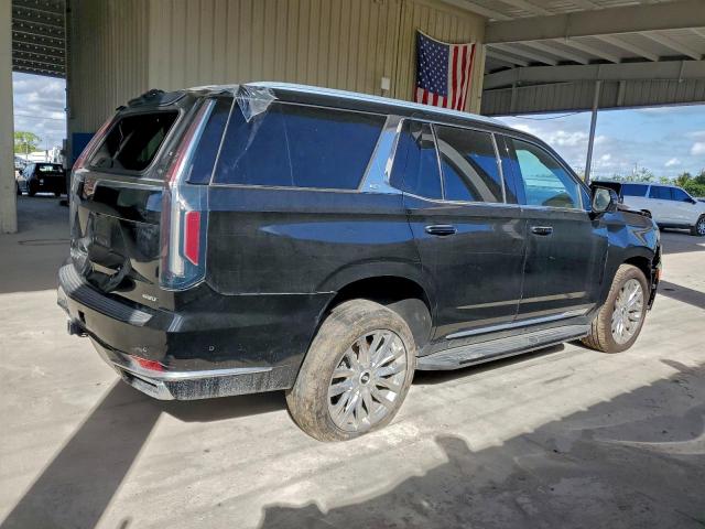 Cadillac Escalade Premium Luxury Image 2