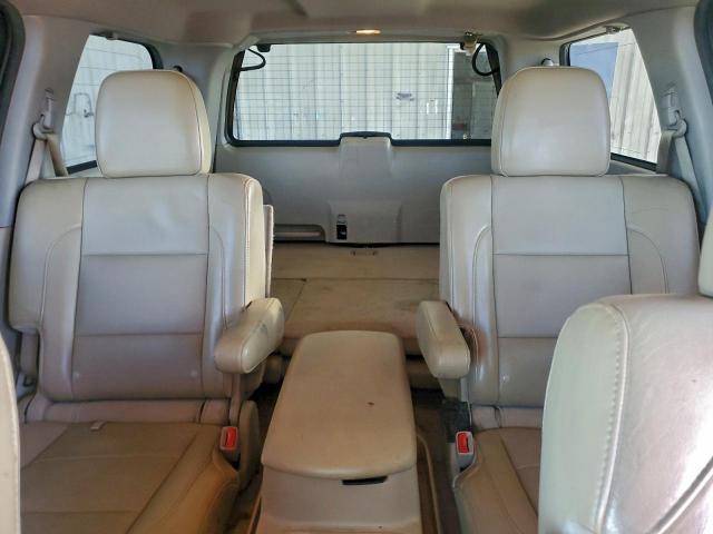 Nissan Armada Platinum Image 8