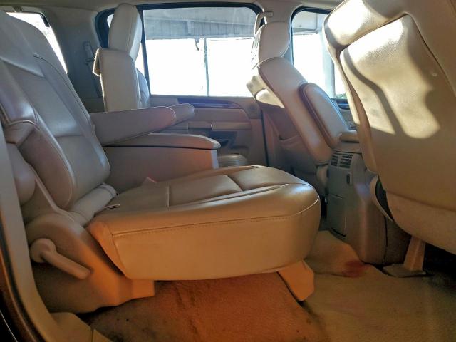 Nissan Armada Platinum Image 12