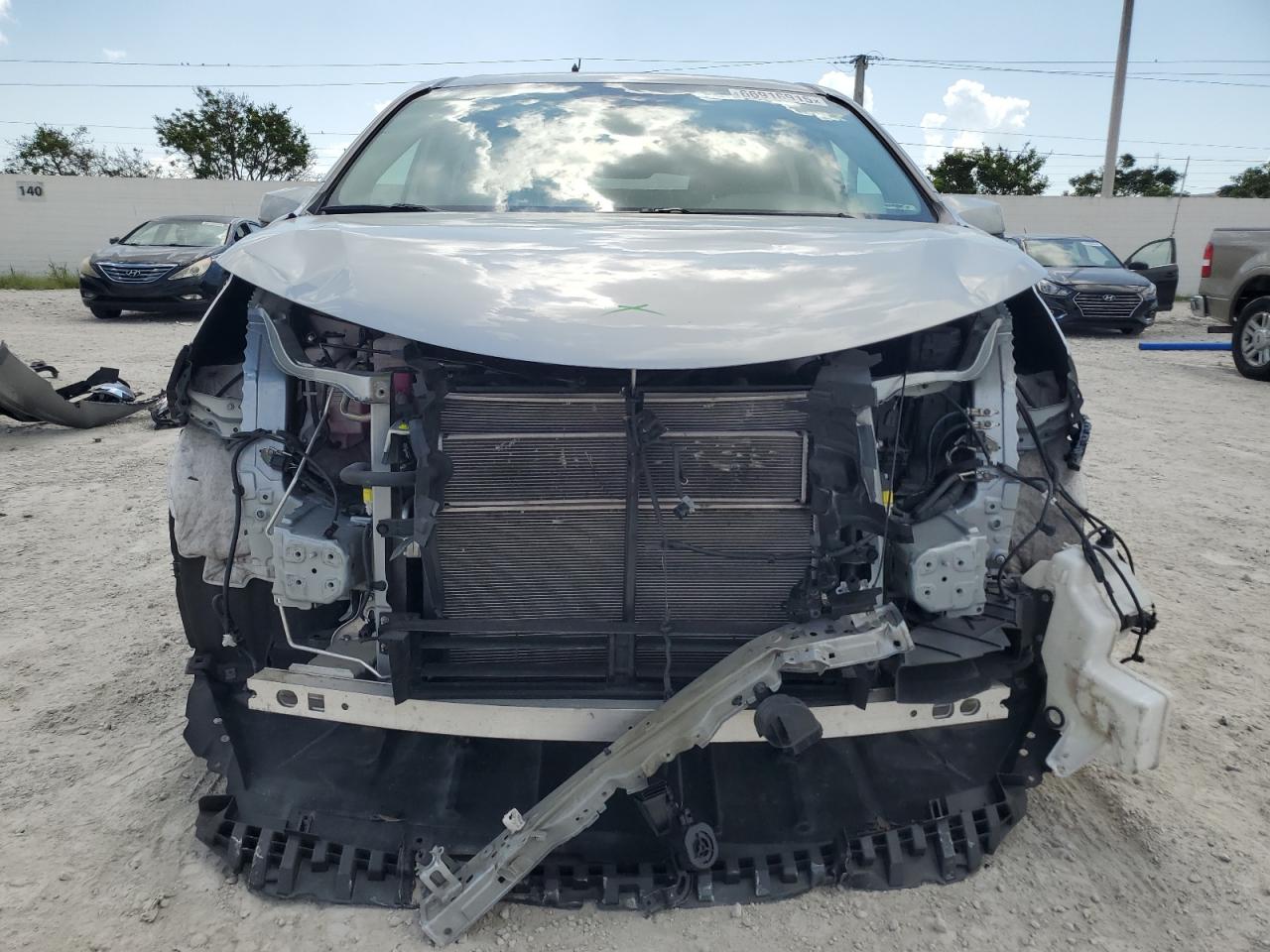 Toyota Sienna Le Image 14