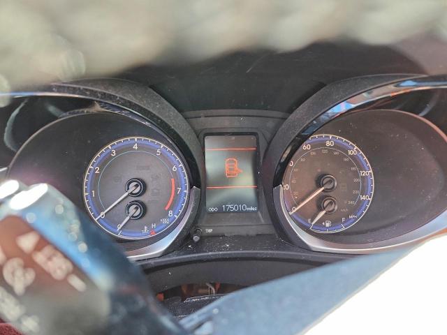 Toyota Corolla L Image 9